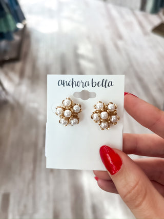 Cluster Pearl Flower Stud Earrings